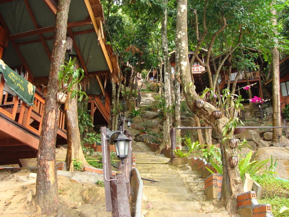Einzelne Bungalows im Maney Resort Hotel Maney Resort