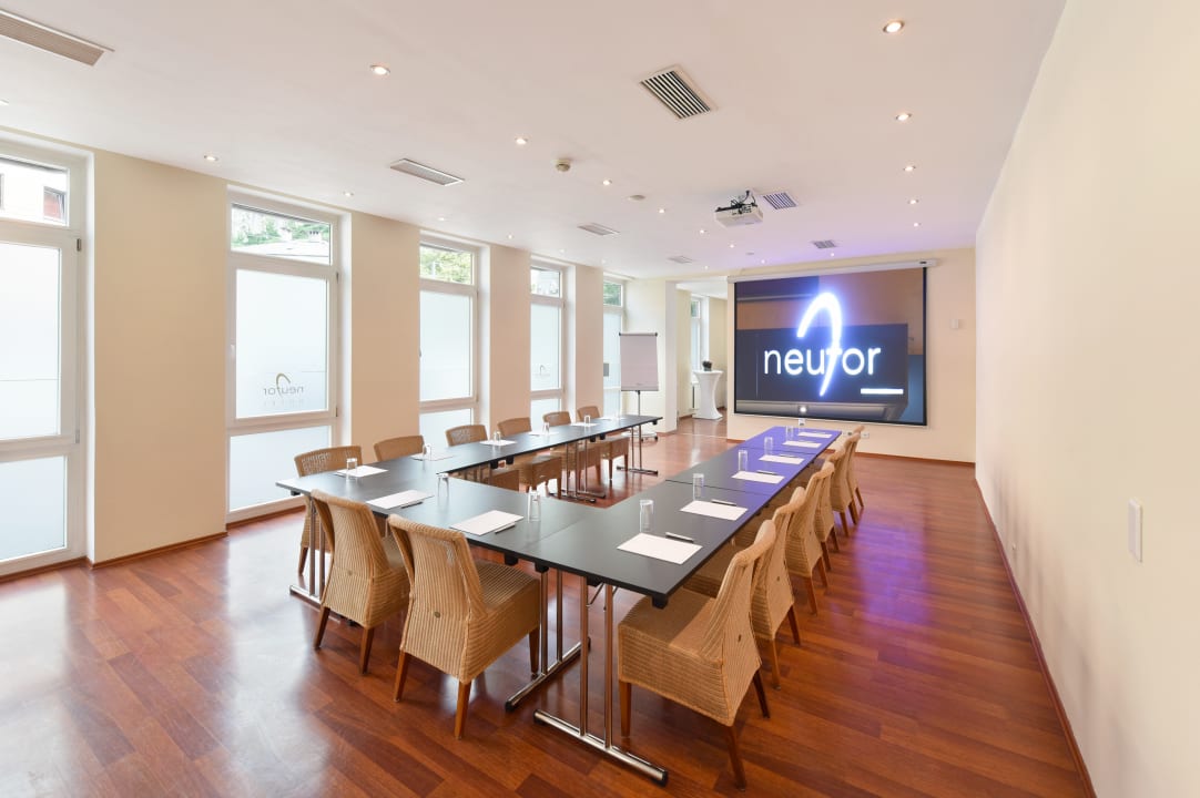 Sonstiges Hotel Neutor Express