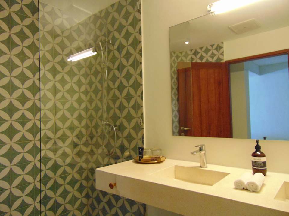 Zimmer Amber Lombok Beach Resort