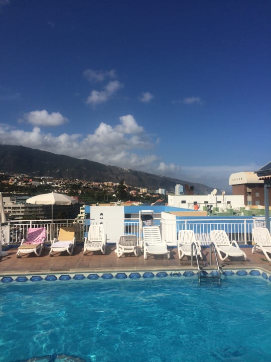 Strand Skyview Hotel