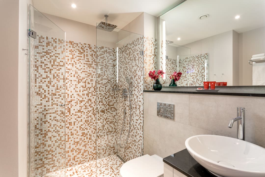 Zimmer Leonardo Hotel Zurich Airport