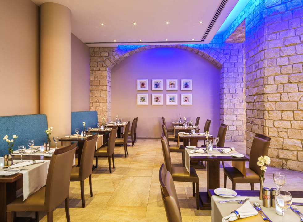 Gastro Olympic Lagoon Resort Paphos