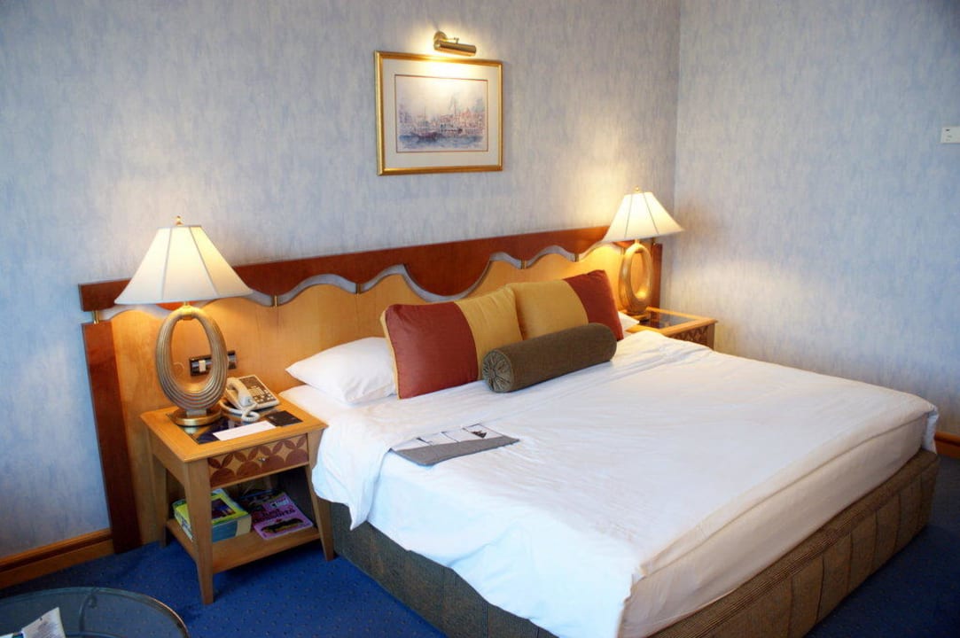 Unser Bett Le Meridien Mina Seyahi Beach Resort & Waterpark