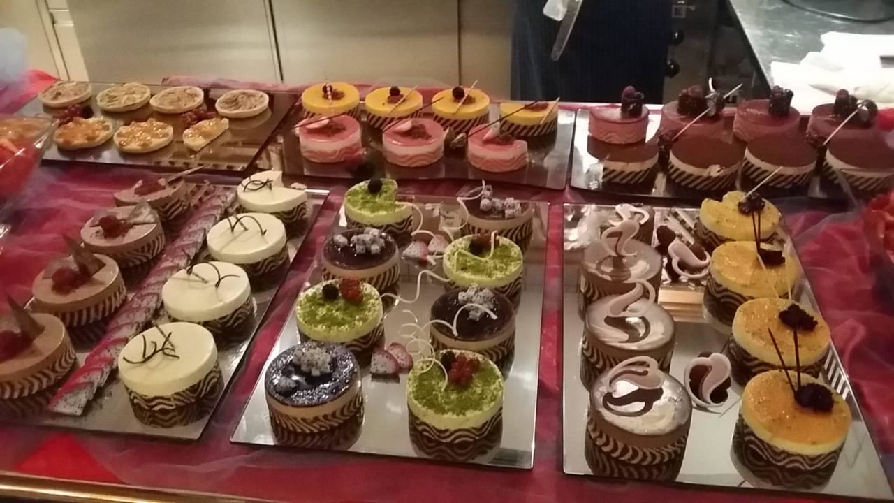 Dessertauswahl am Abend Hotel Der Waldhof