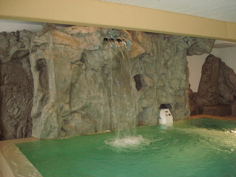 Schwimmbecken Karma Bavaria