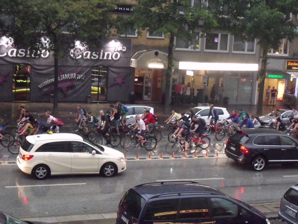 Panorama dalla finestra Holiday Inn - the niu, Fusion Hamburg St. Georg