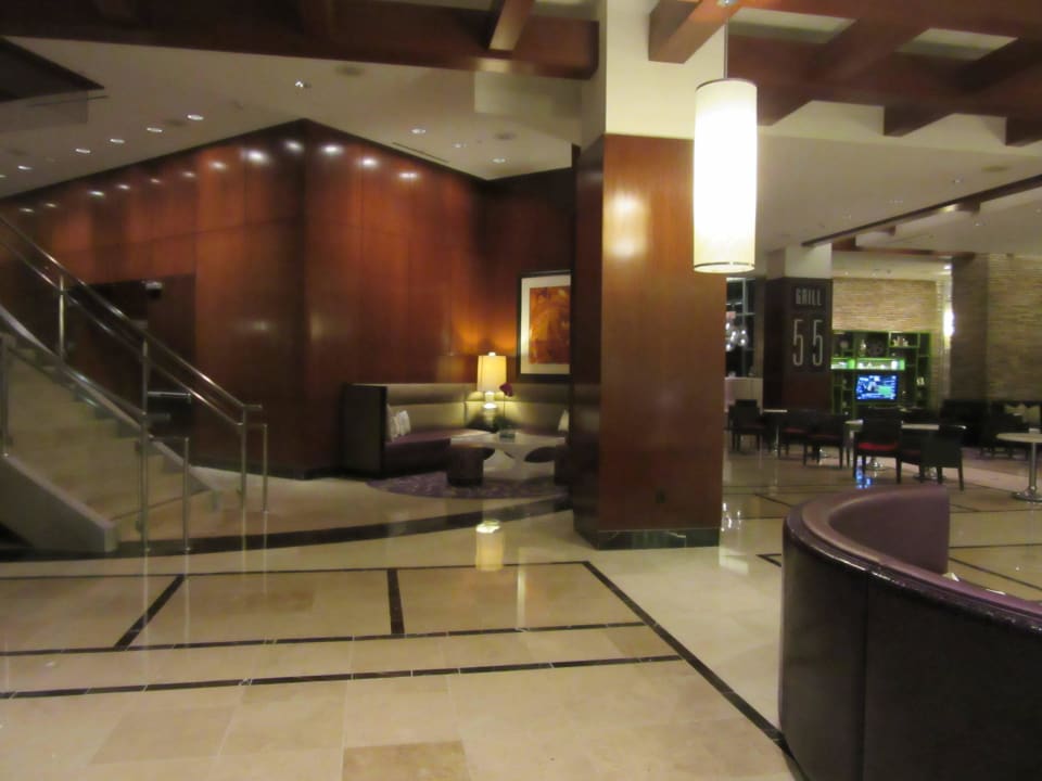 Eingang Hotel Renaissance by Marriott Las Vegas