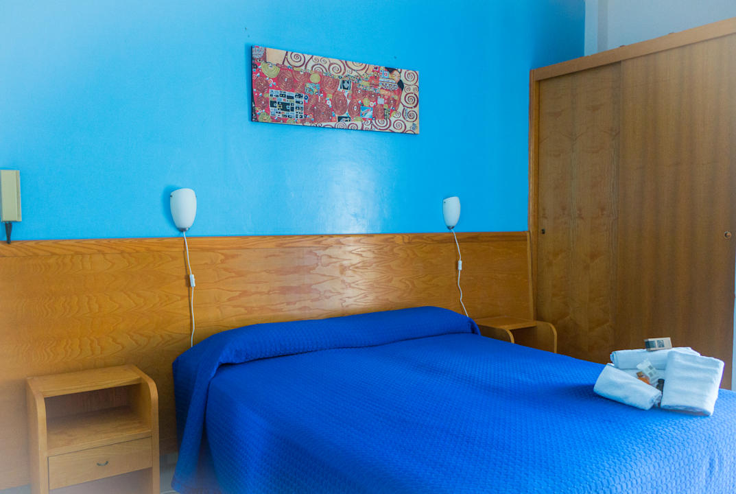 Zimmer Piccolo Hotel Terracina