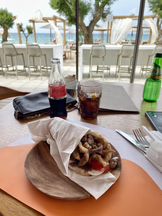 Gastro Paralos Lifestyle Beach