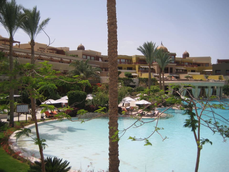 Blick über Pool auf Lobby-Bar Makadi Spa - Adults only