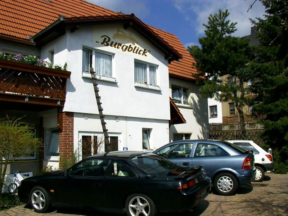 Außenansicht Pension Burgblick