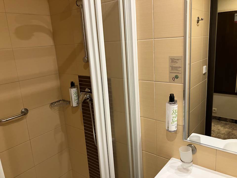 Zimmer Qubus Hotel Lódz