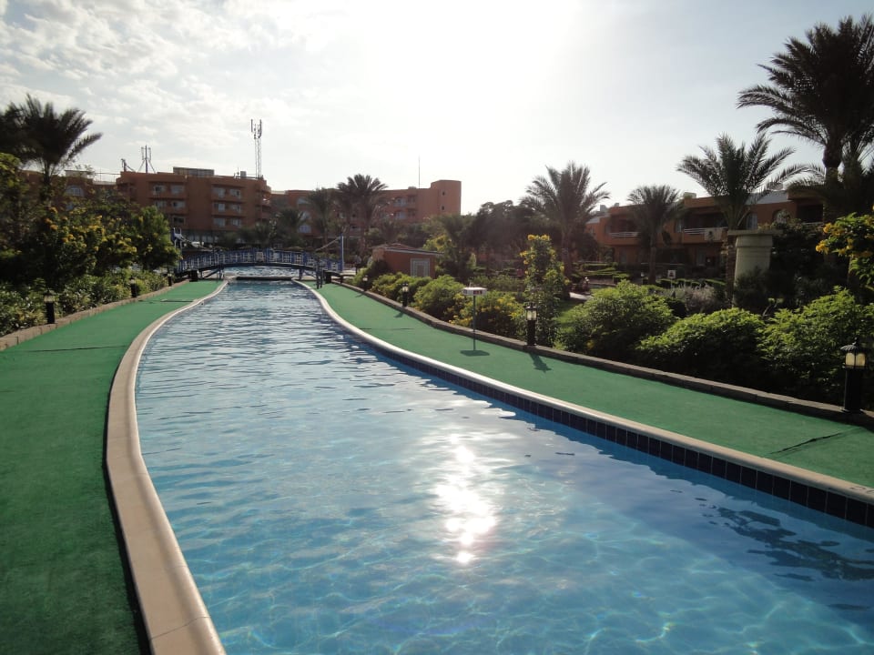 "Nil" Golden Beach Resort