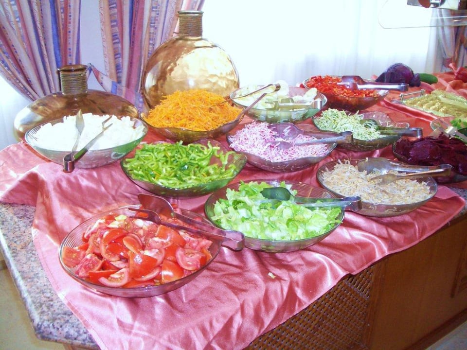 Salat-Buffet abends CM Playa del Moro