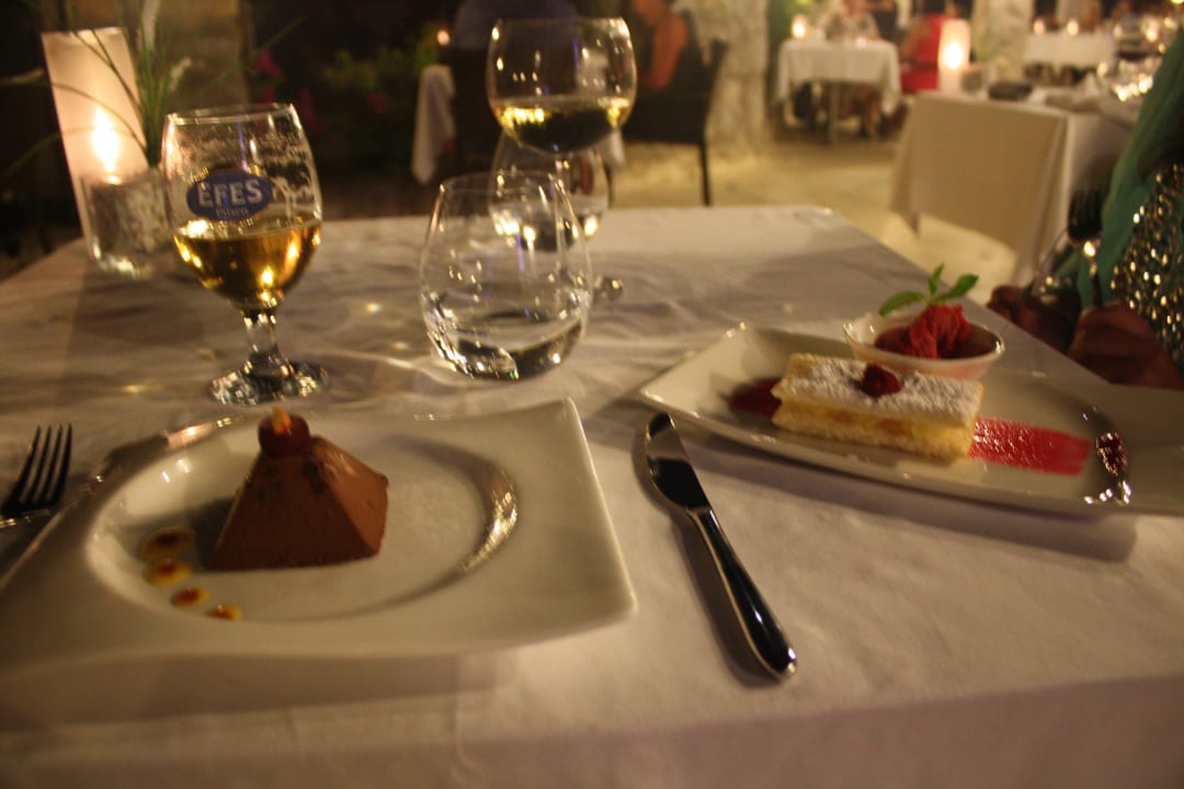 Á-la-carte Essen im First Date Restaurant TUI BLUE Seno - Adults Only