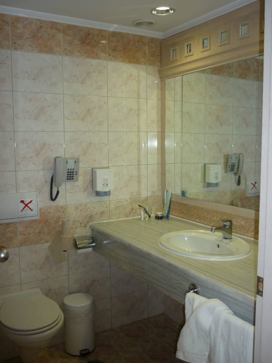 Bad Lindos Princess Beach Resort & Spa