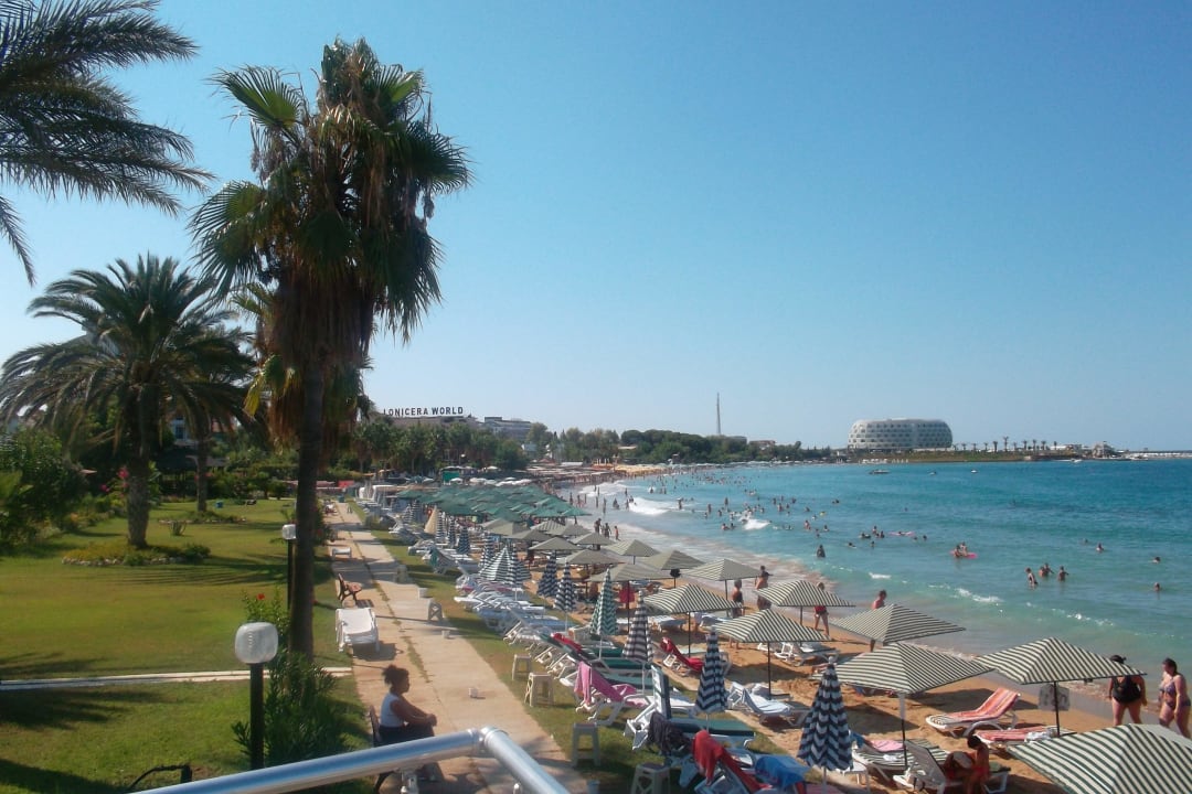 Restaurant zum Strand Aska Hotel Just in Beach