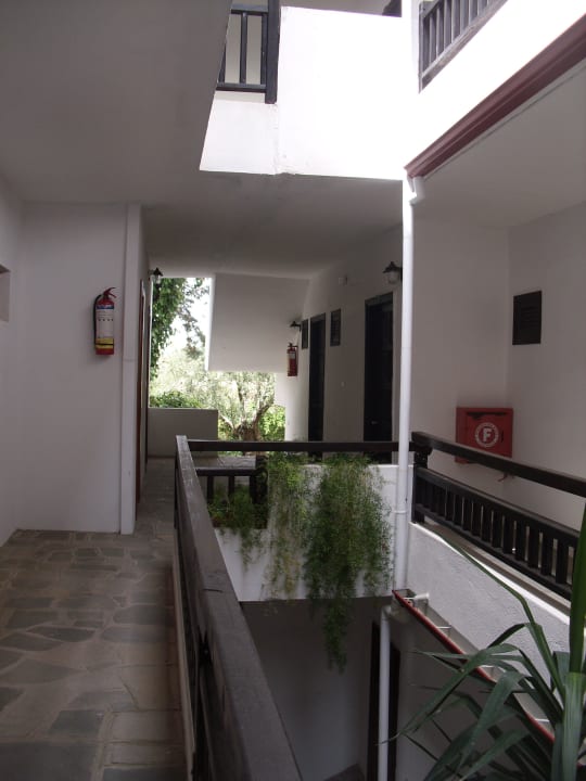 Bungalow Philoxenia Hotel
