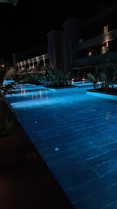 Zimmer Jacaranda Luxury Resort