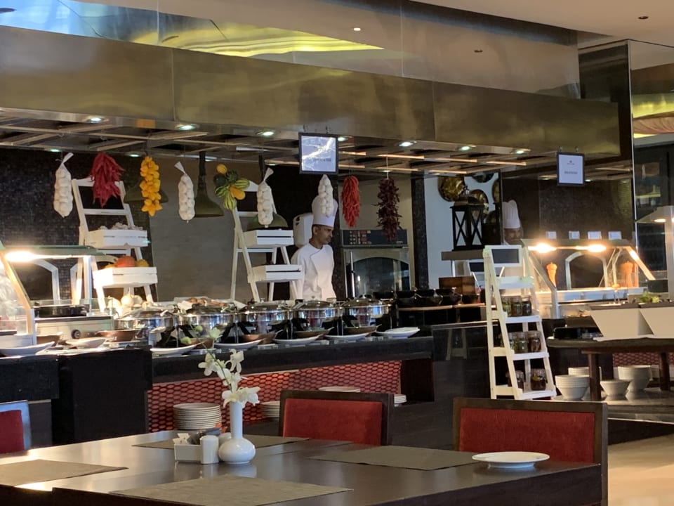 Gastro JA Beach Hotel