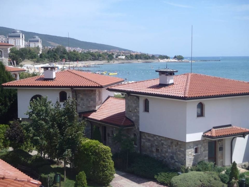 Sicht ab Balkon Maisonette Wohnung über die Villas Helena Sands