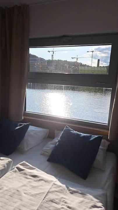 Zimmer Botel Racek