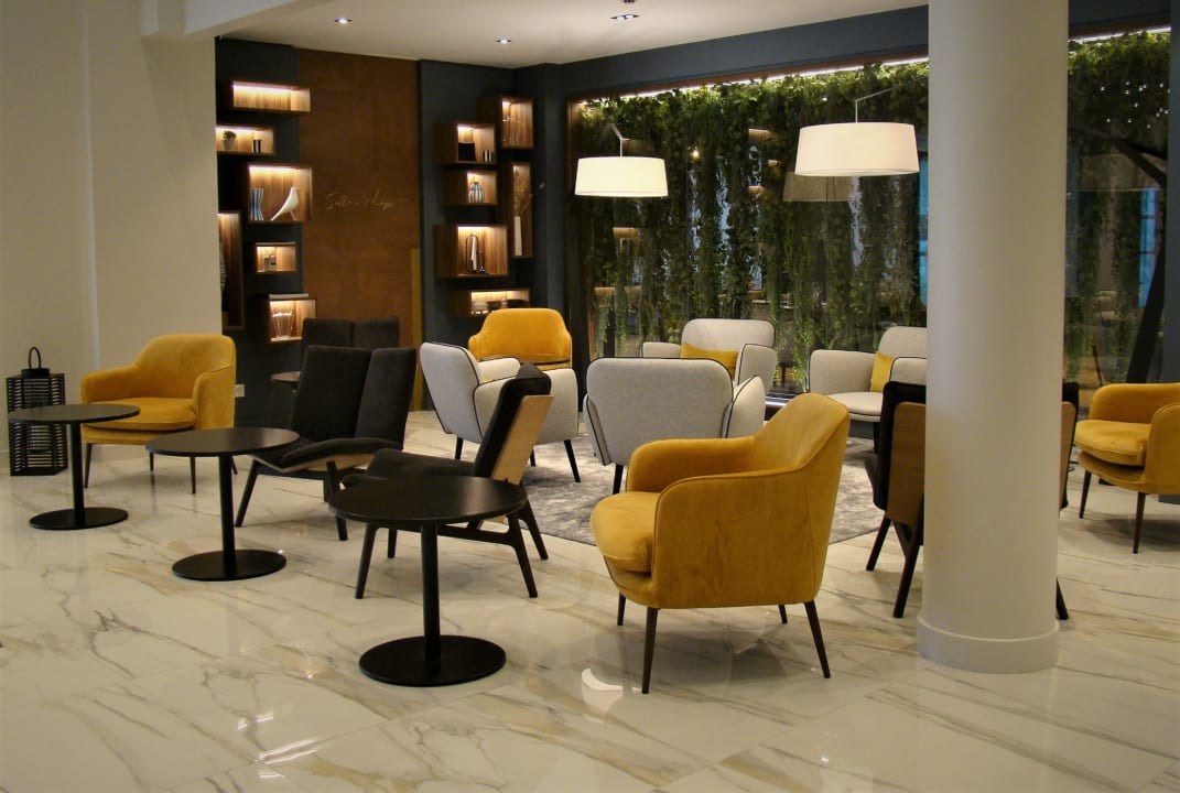 Lobby Hotel L'Amirauté Brest