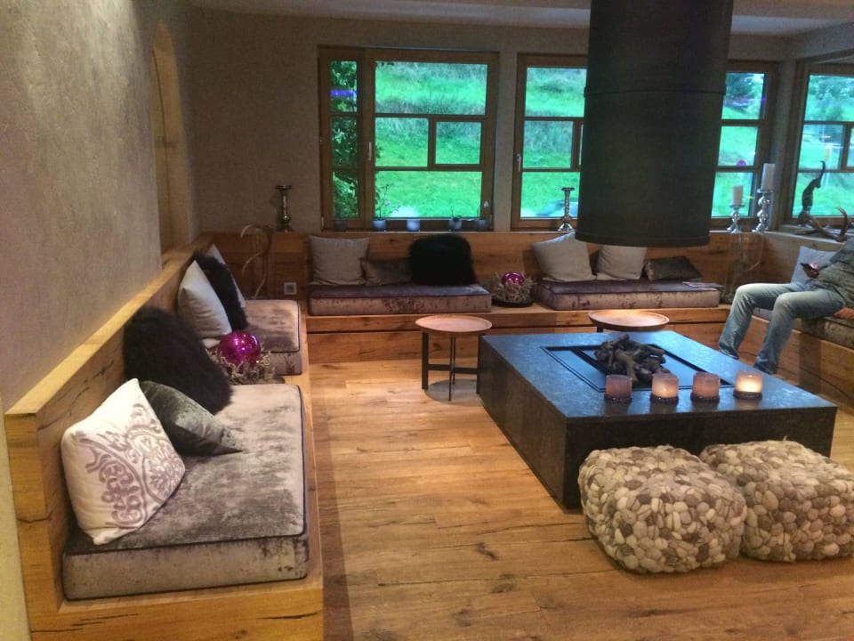 Lobby Verwöhn- und Wellnesshotel Walserhof