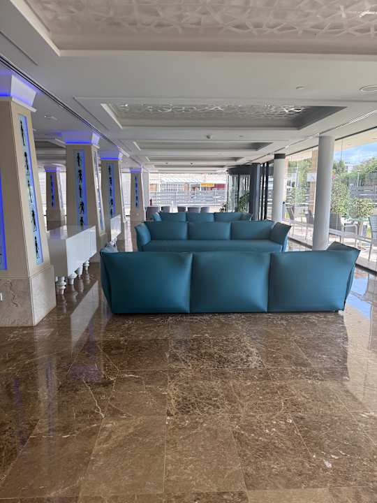 Lobby Hotel Luxor