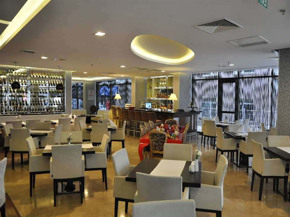 Restaurant Hotel Niza Park