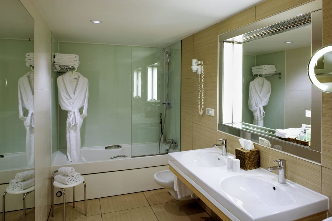 Penthouse Suite - Bad Sheraton Berlin Grand Hotel Esplanade