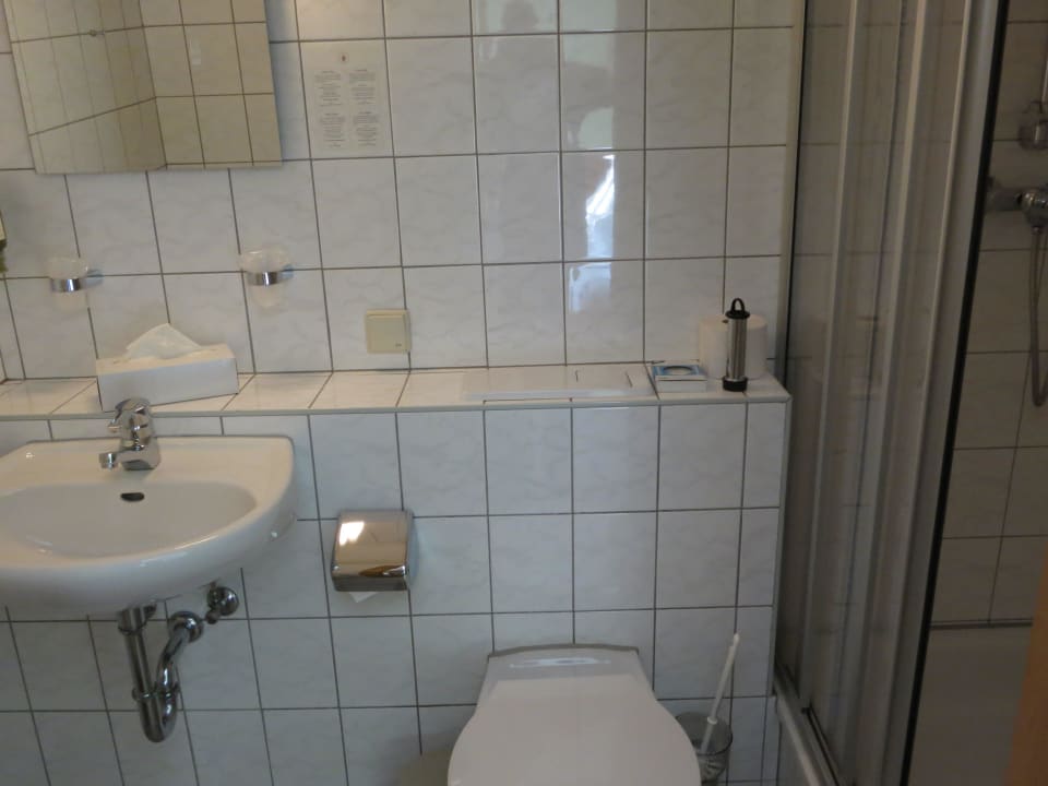 Du/WC Parkhotel Pretzsch