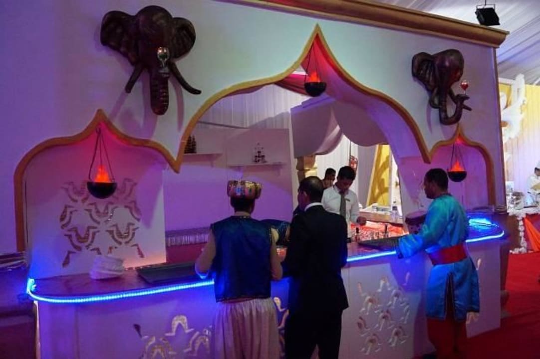 Buffet aufbau Pickalbatros Alf Leila Wa Leila Resort - Neverland Hurghada