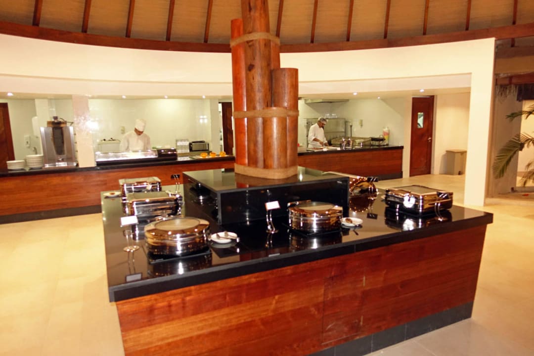 Frühstücksbüffet Summer Island Maldives