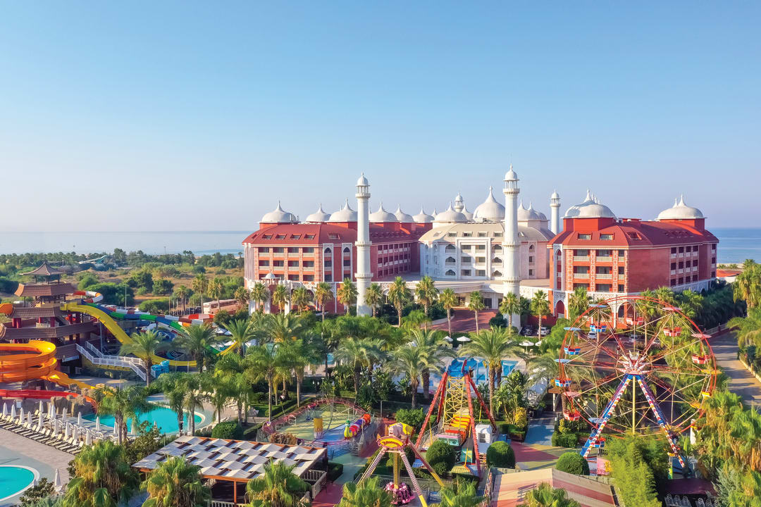 Außenansicht Royal Taj Mahal Hotel