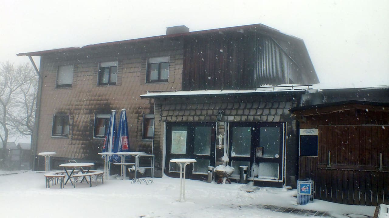 Gasthof mit Unterkunfttrakt Gasthof Kissinger Hütte