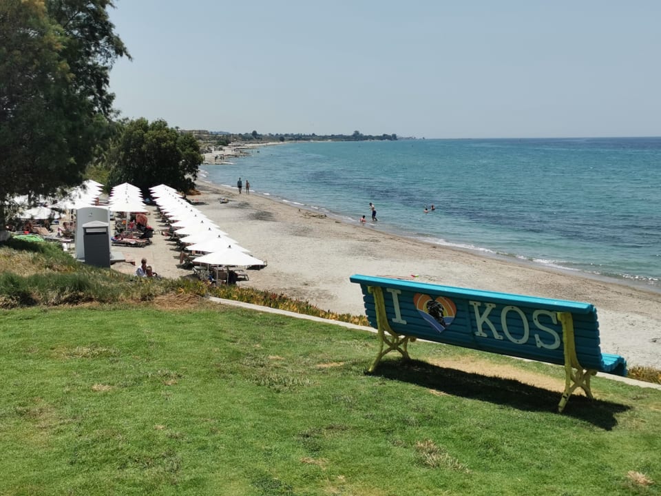 Strand Neptune Luxury Resort