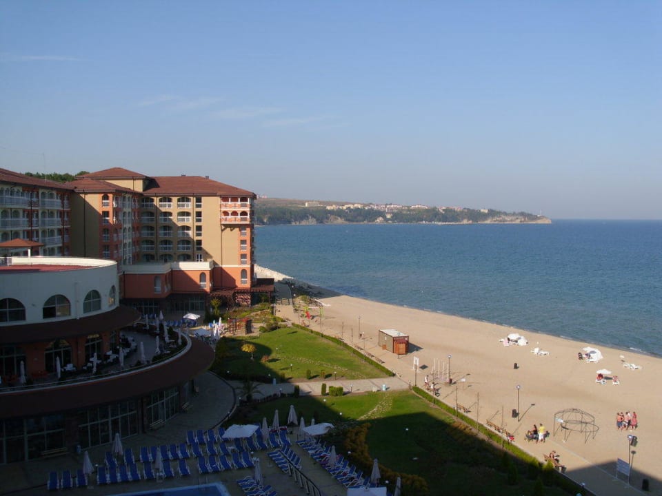Blick zum Strand und Byala Sol Luna Bay