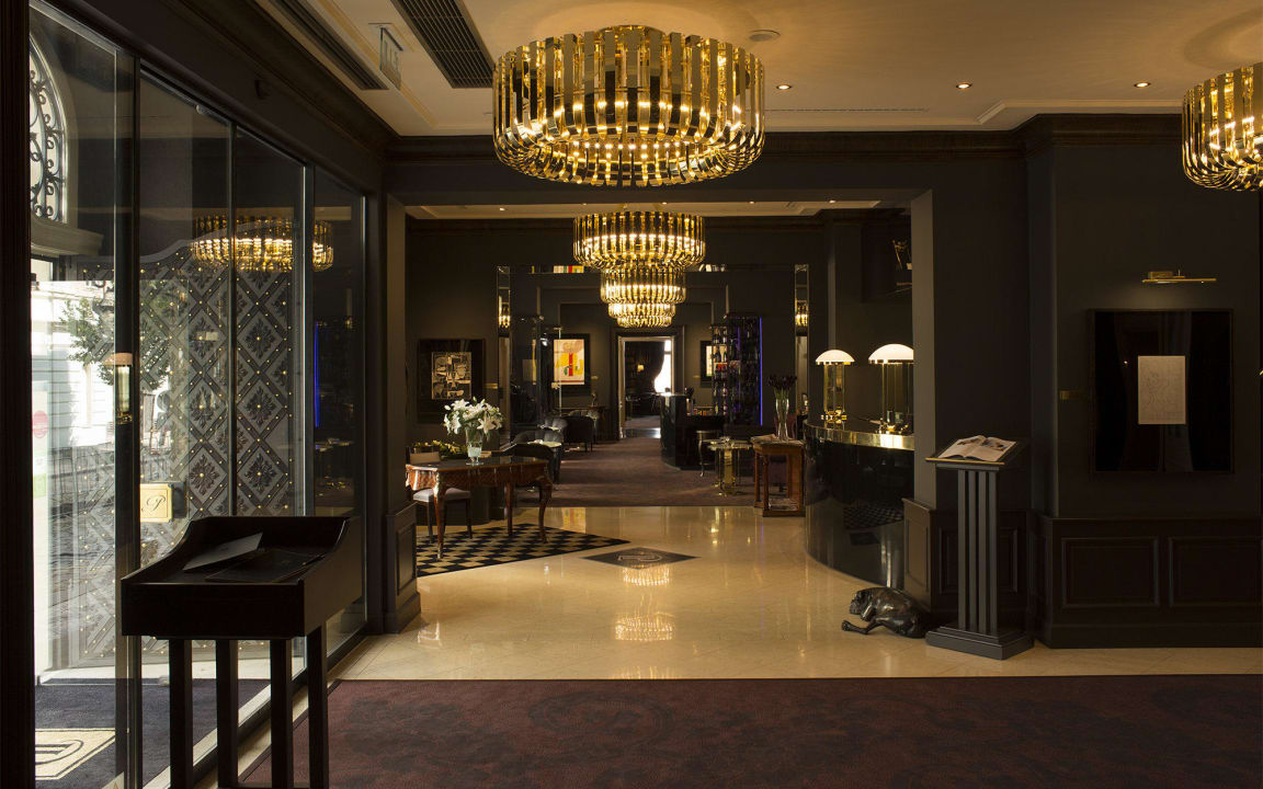 Reconstructed reception Le Palais Art Hotel