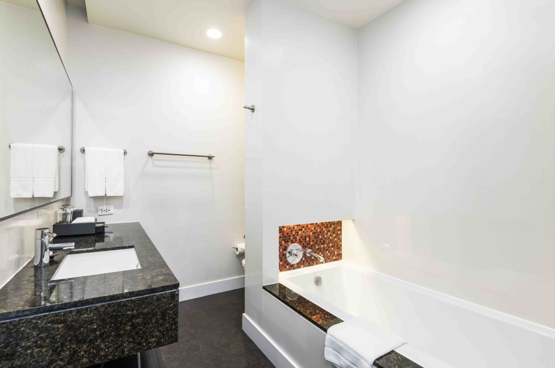 Zimmer Chatrium Hotel Riverside Bangkok