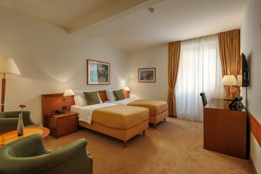 Zimmer Grand Hotel Bonavia