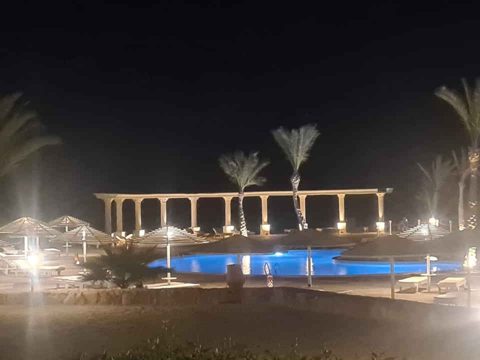 Pool Three Corners Equinox Beach Resort