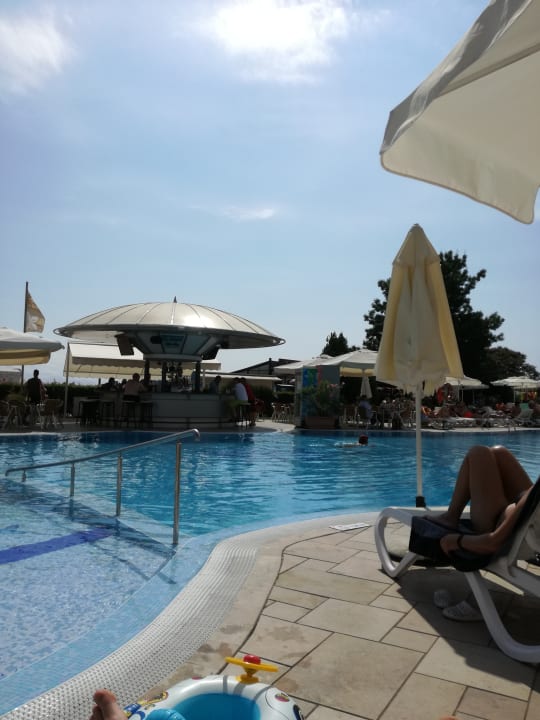 Pool Sentido Neptun Beach