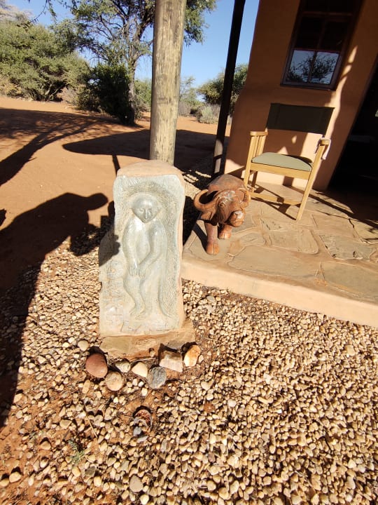 Zimmer Hotel Eningu Clay-House Lodge