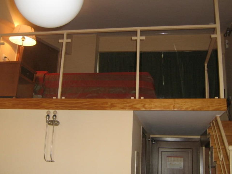 Maisonette Hotel Theartemis Palace