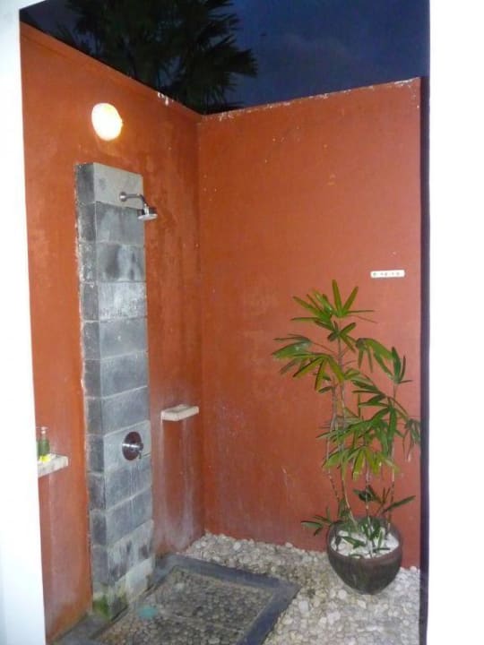 Offene Dusche The Bidadari Villas & Spa Umaalas