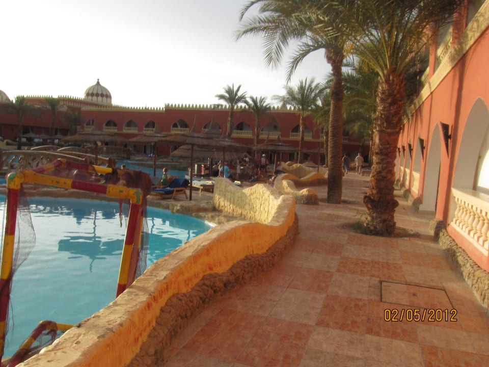Активный бассейн Pickalbatros Alf Leila Wa Leila Resort - Neverland Hurghada
