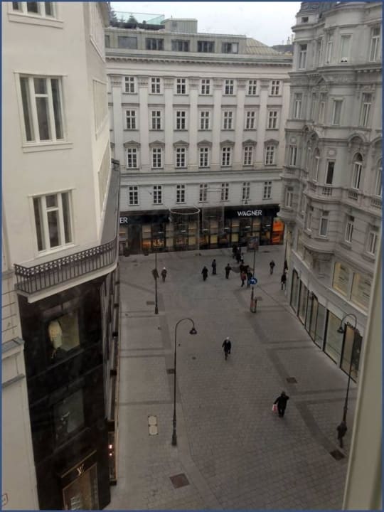 Blick auf die Fußgängerzone Park Hyatt Vienna