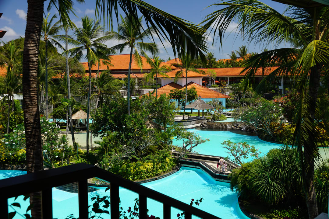 Pool The Laguna A Luxury Collection Resort & Spa