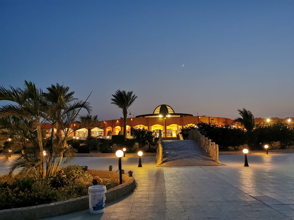 Außenansicht Three Corners Happy Life Beach Resort